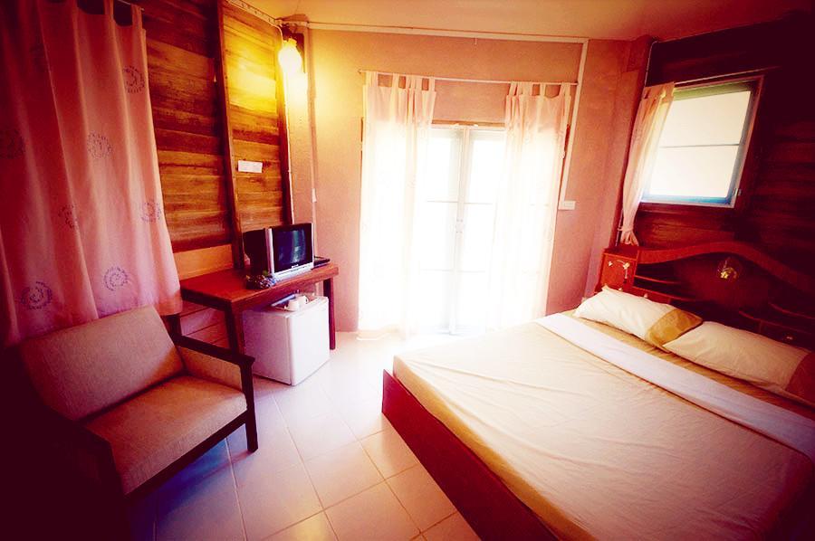 Hotel Red Z Cool Mountain à Khao Kho Extérieur photo